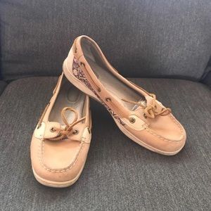 Sperry shoes